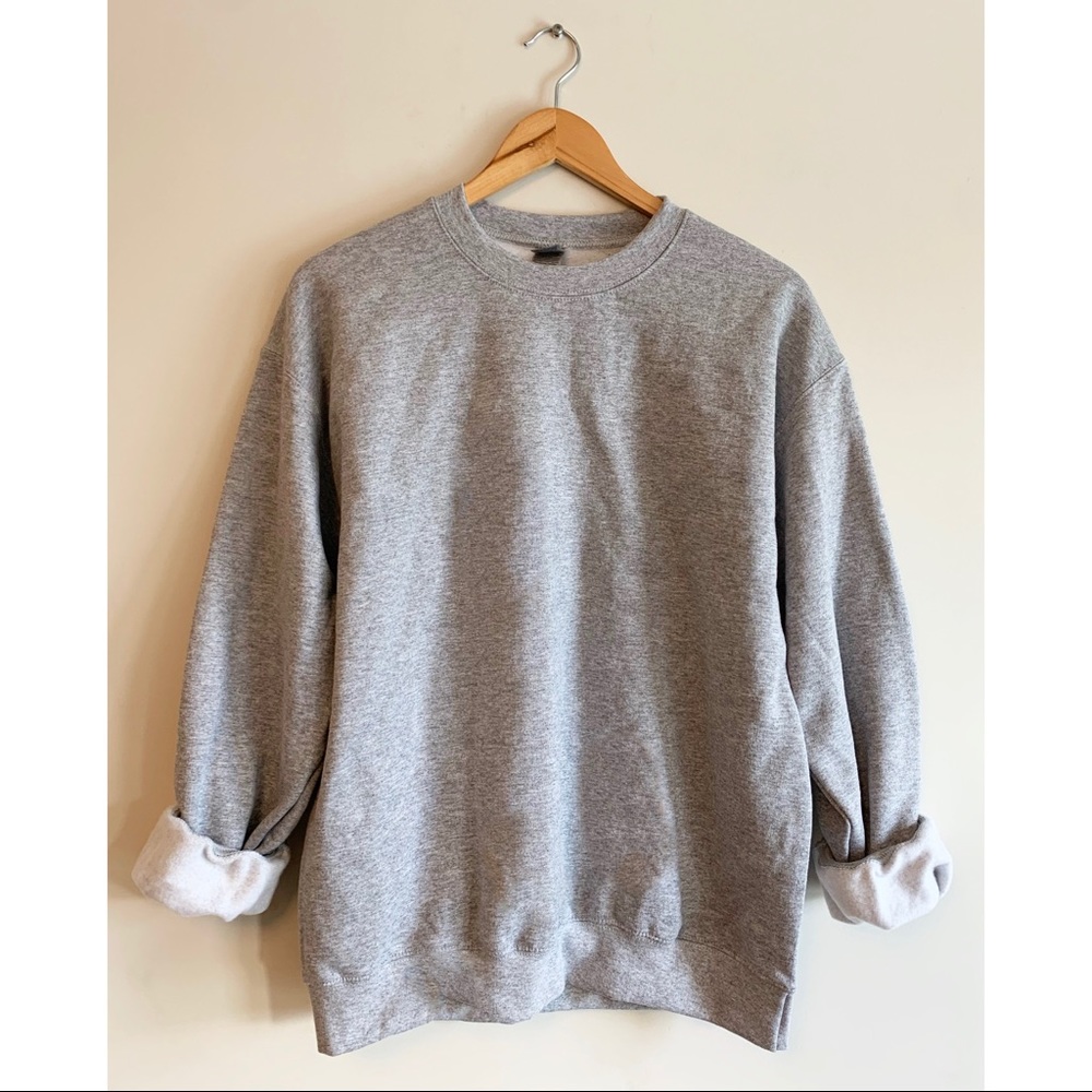 🖤 Sports Grey Crewneck Sweater with Black Heart - Picture 4 of 8